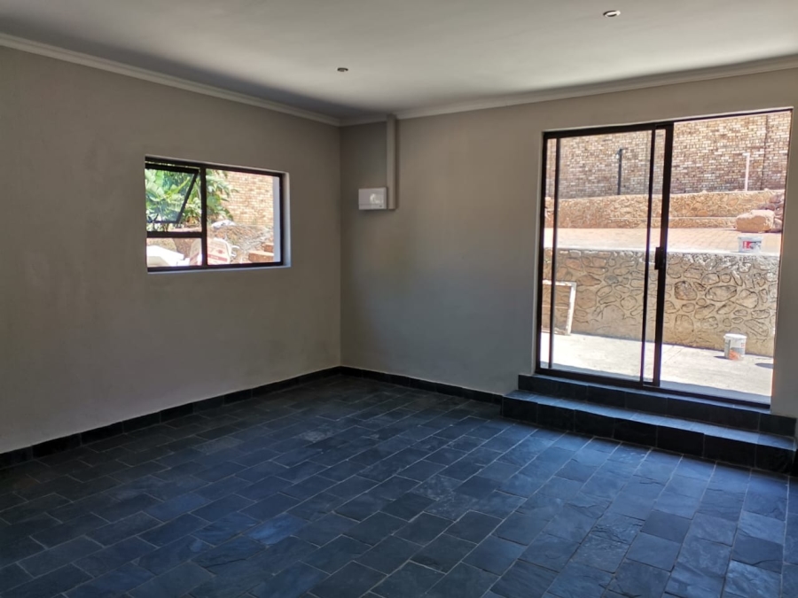 To Let 1 Bedroom Property for Rent in Safari Gardens North West